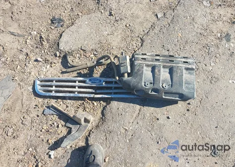 2011 Ford Crown Victoria Police z USA, uszkodzony, nr VIN 2FABP7BV1BX145760